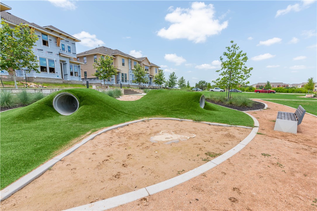 6814 East Riverside Drive, Unit 106 Austin, TX 78741 - Photo 4 of 40