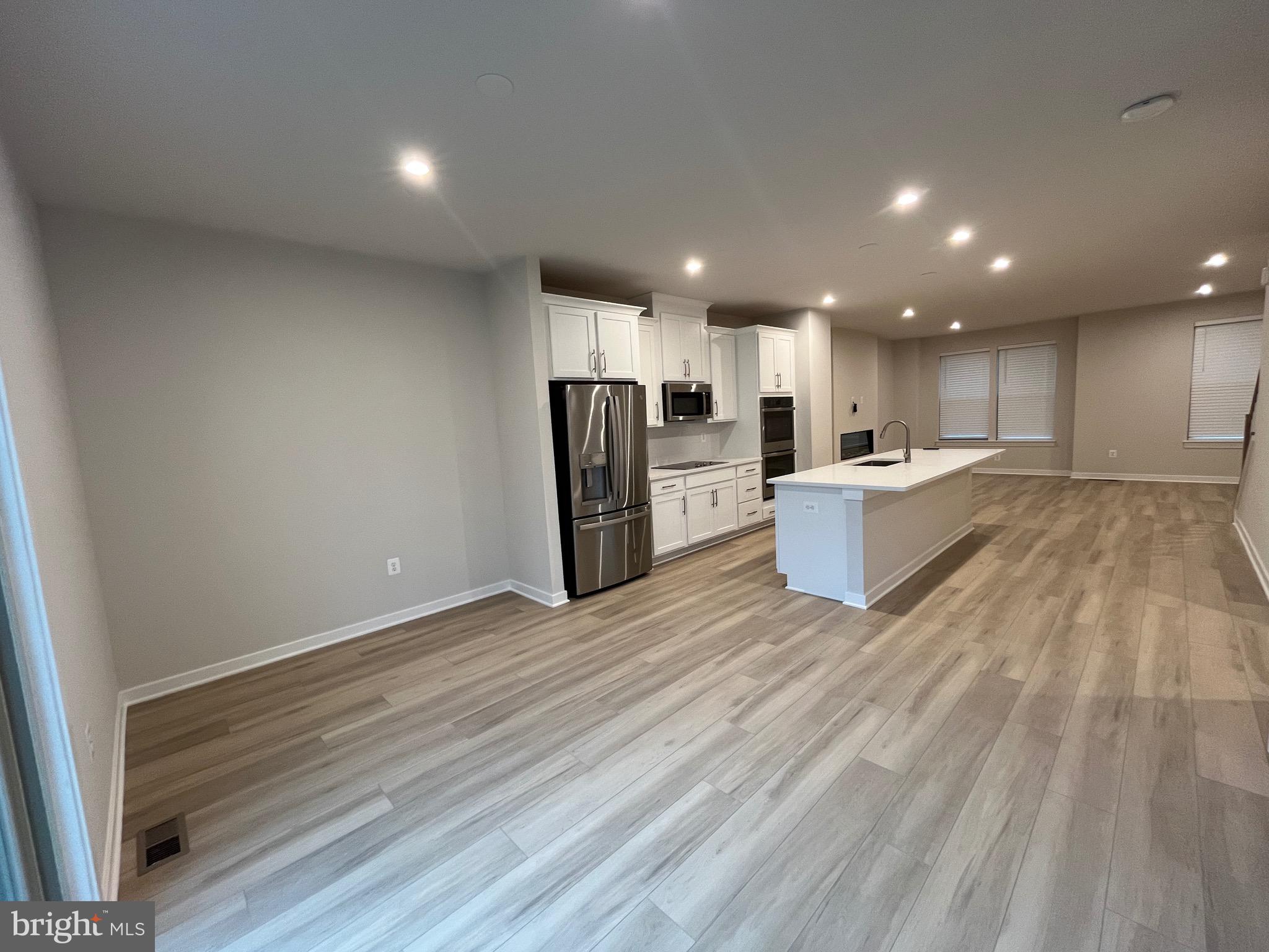 13670 Cobble Loop Woodbridge, VA 22193 - Photo 6 of 34
