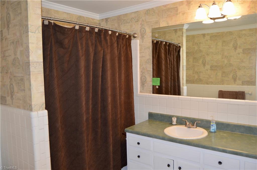3300 North Rockingham Road Greensboro, NC 27407 - Photo 16 of 30 Gallery Image 16