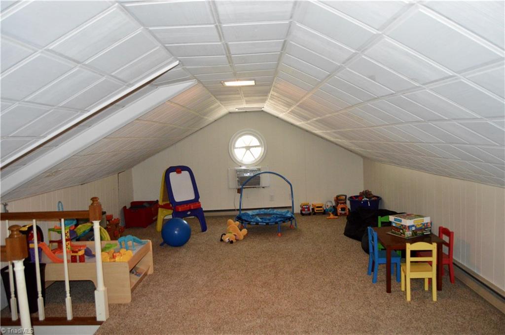 3300 North Rockingham Road Greensboro, NC 27407 - Photo 17 of 30 Gallery Image 17