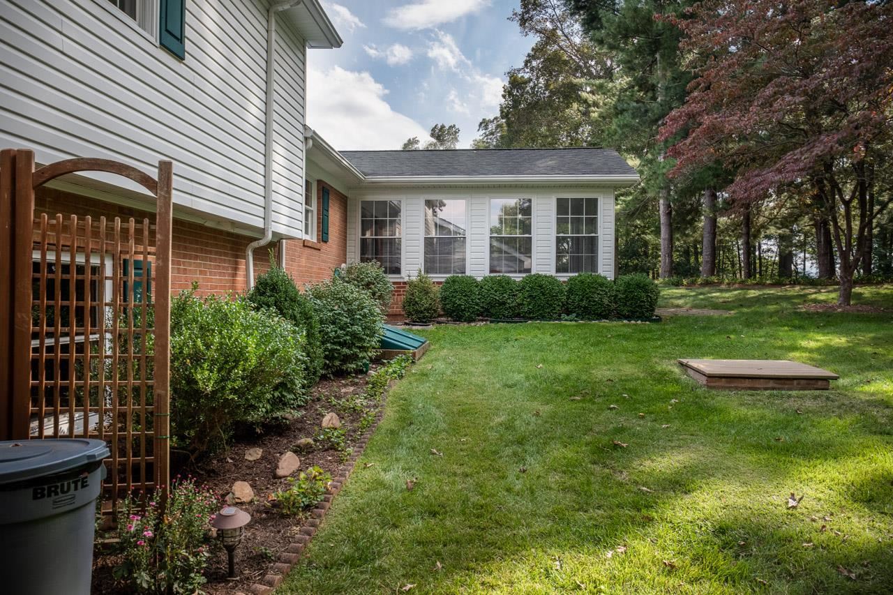 412 Honeysuckle Road Elkton, VA 22827 - Photo 36 of 51 Gallery Image 36