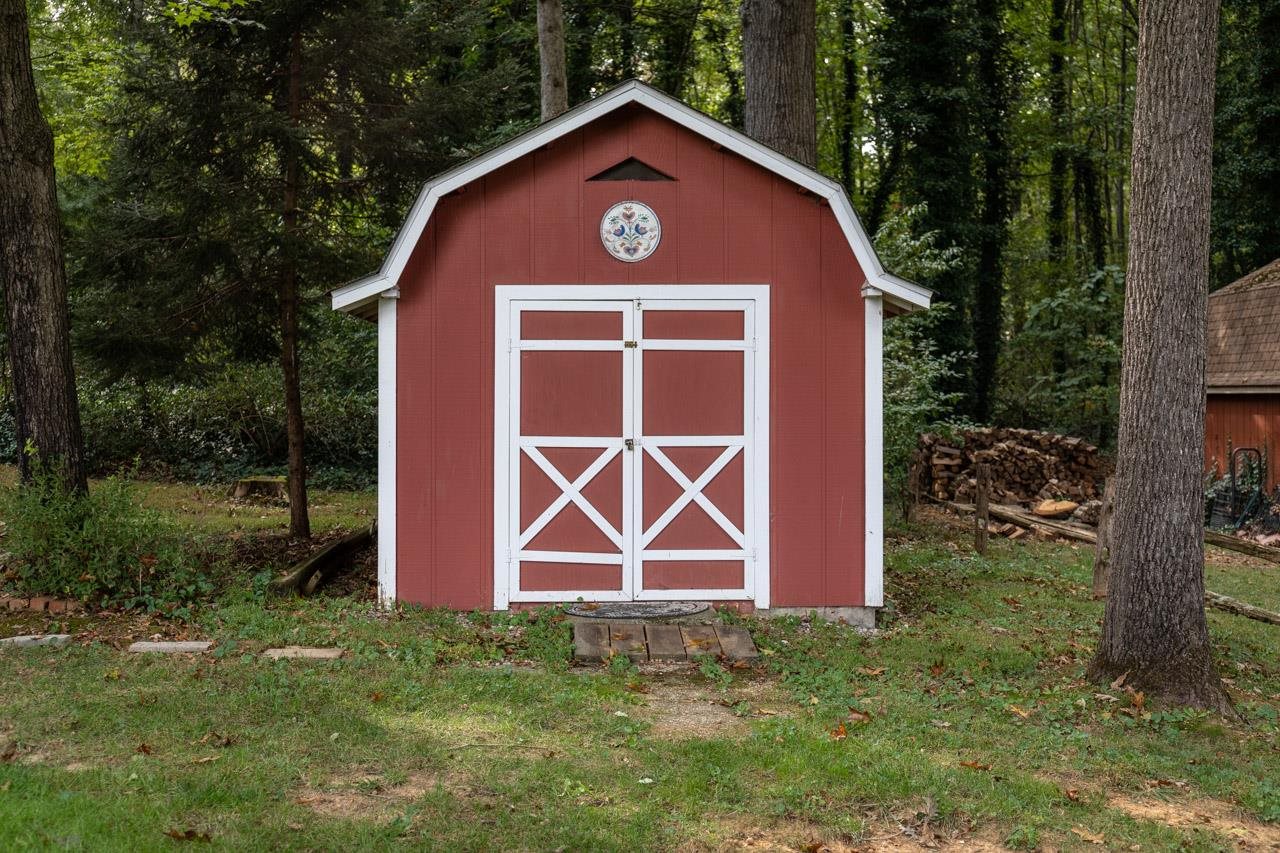 412 Honeysuckle Road Elkton, VA 22827 - Photo 39 of 51 Gallery Image 39