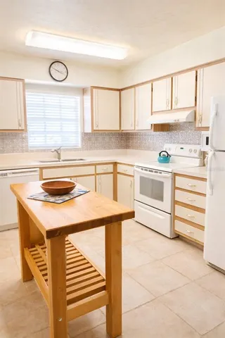 $239,000 | 1640 Juno Trail, Unit 103F, Astor, FL 32102
