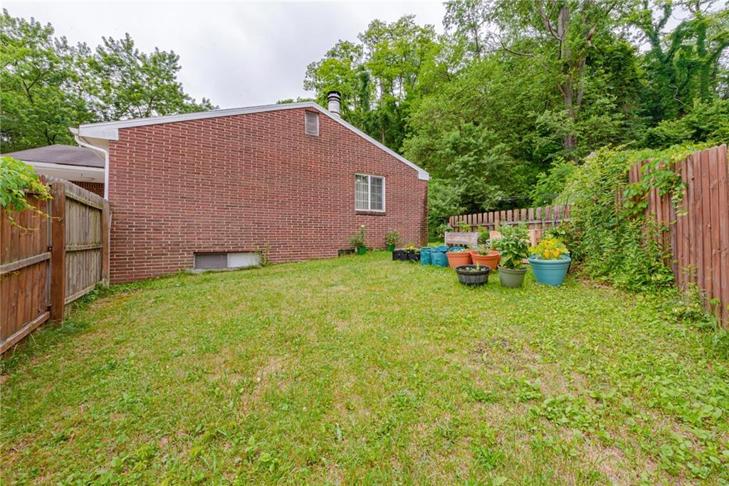 228 Hazel Road Pittsburgh, PA 15235 - Photo 20 of 22 Gallery Image 20