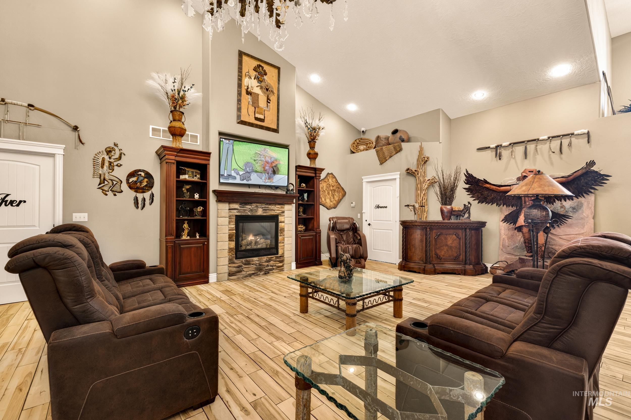 1600 Surprise Valley Road Pocatello, ID 83201 - Photo 5 of 50