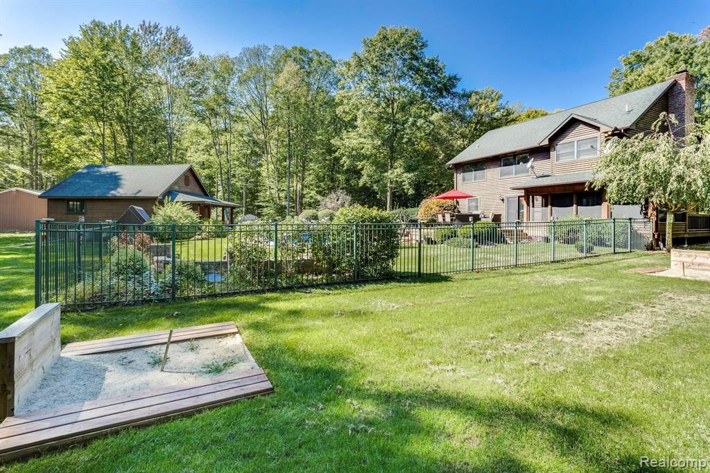 7315 Bryce Road North Street, MI 48049 - Photo 7 of 50