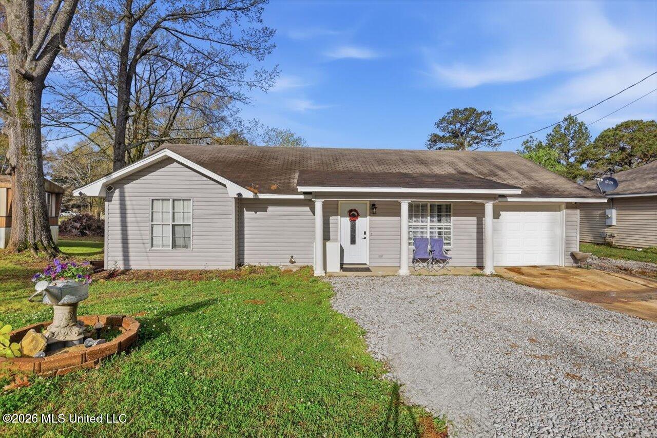 137 Short Street Richland, MS 39218 - Photo 1 of 27 Front-137ShortSt
