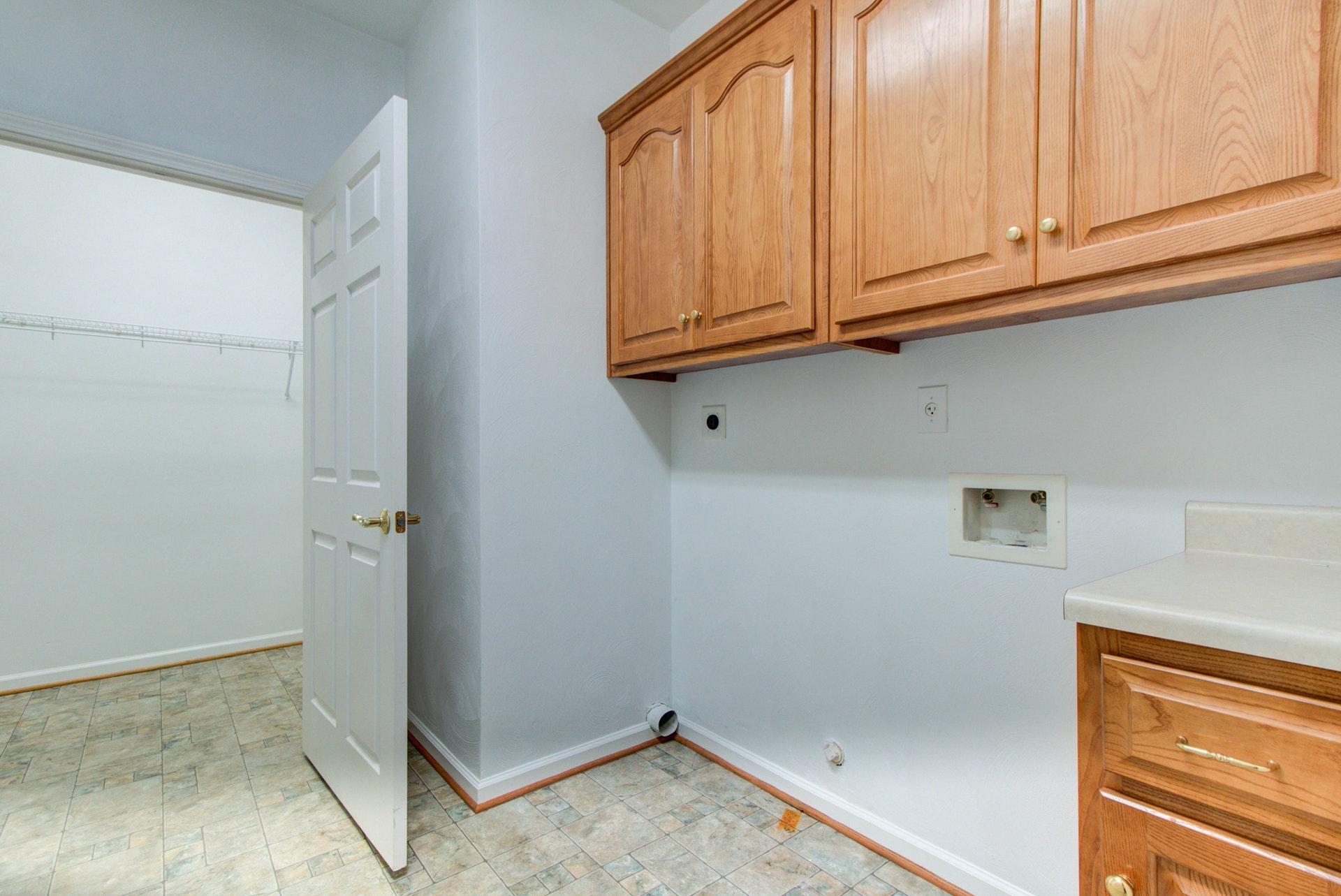 1926 Millbridge Road Salem, VA 24153 - Photo 11 of 26 011-254011-_MG_2994_5_6_7_8_5776855