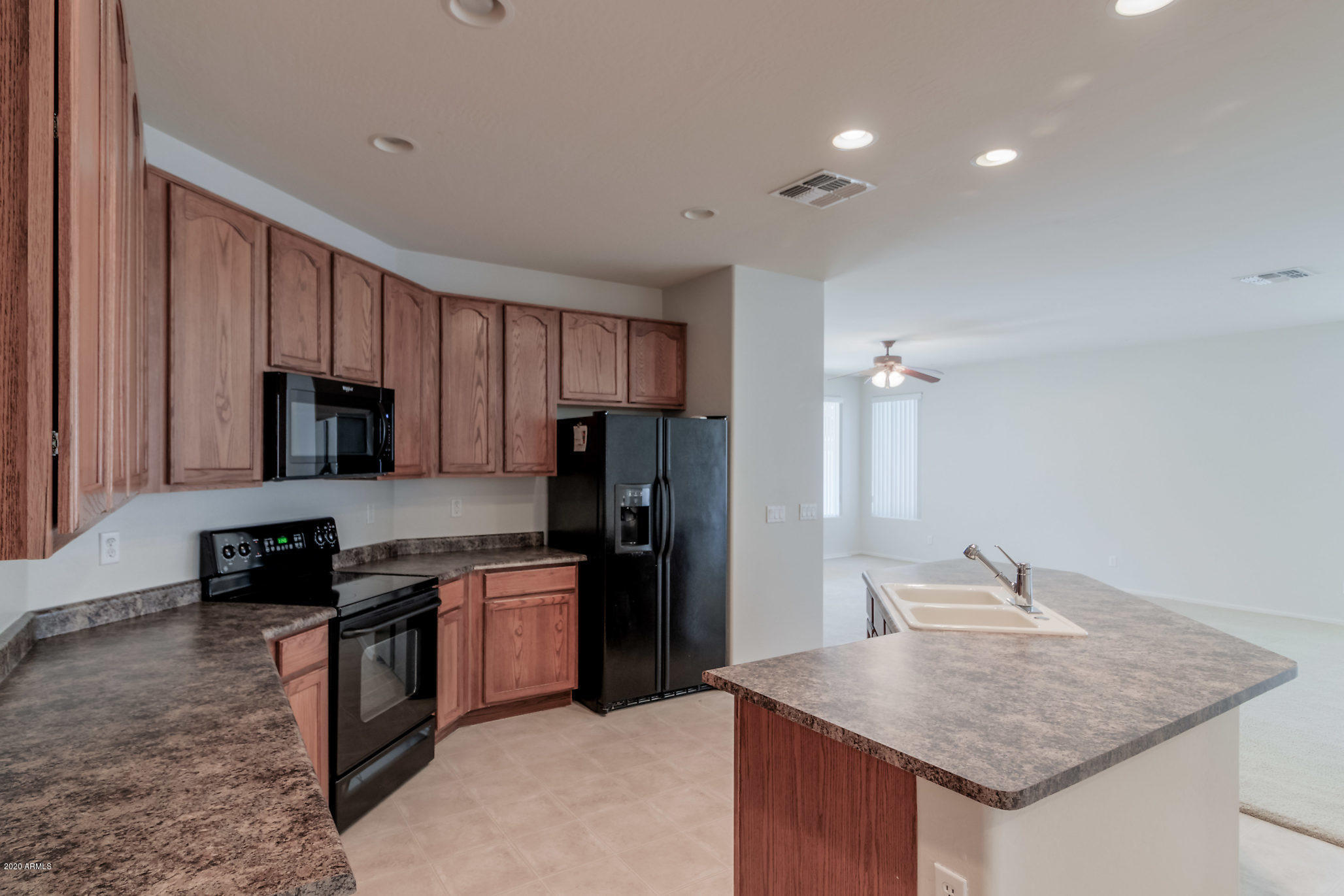 3311 East Hopkins Road Gilbert, AZ 85295 - Photo 14 of 47 020-3311EHOPKINSRD-Gilbert-AZ-85295-smal