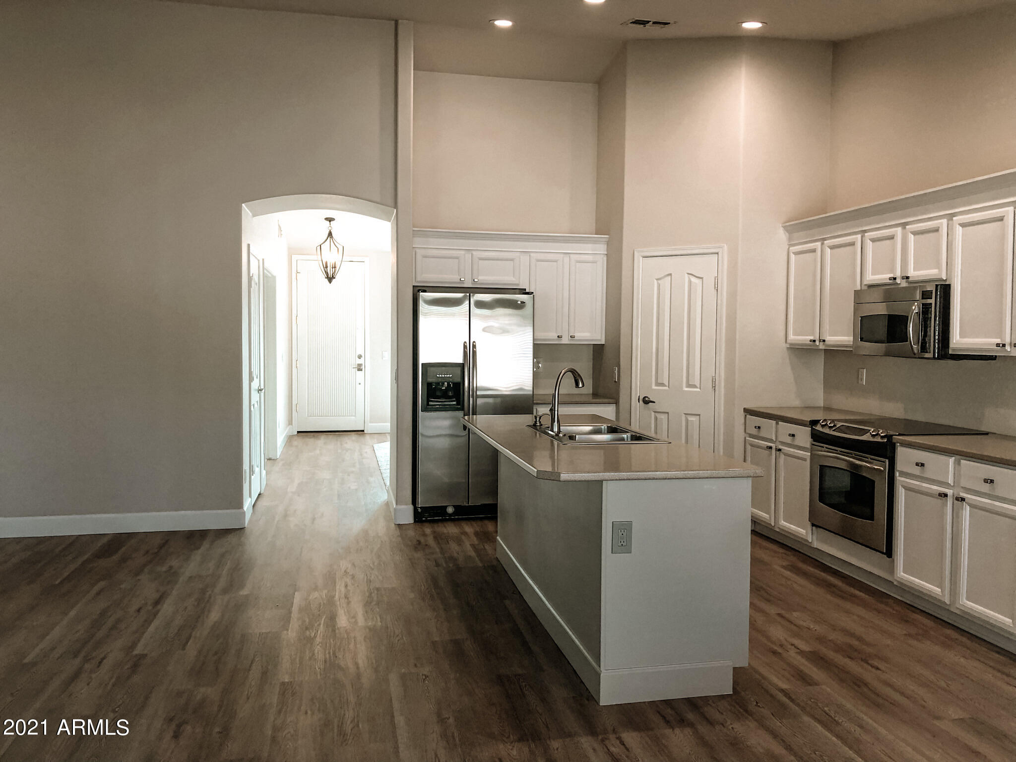 4704 East Rowel Road Phoenix, AZ 85050 - Photo 8 of 22 FF37D4C4-7777-44DF-9C13-FD2247D1B1F0