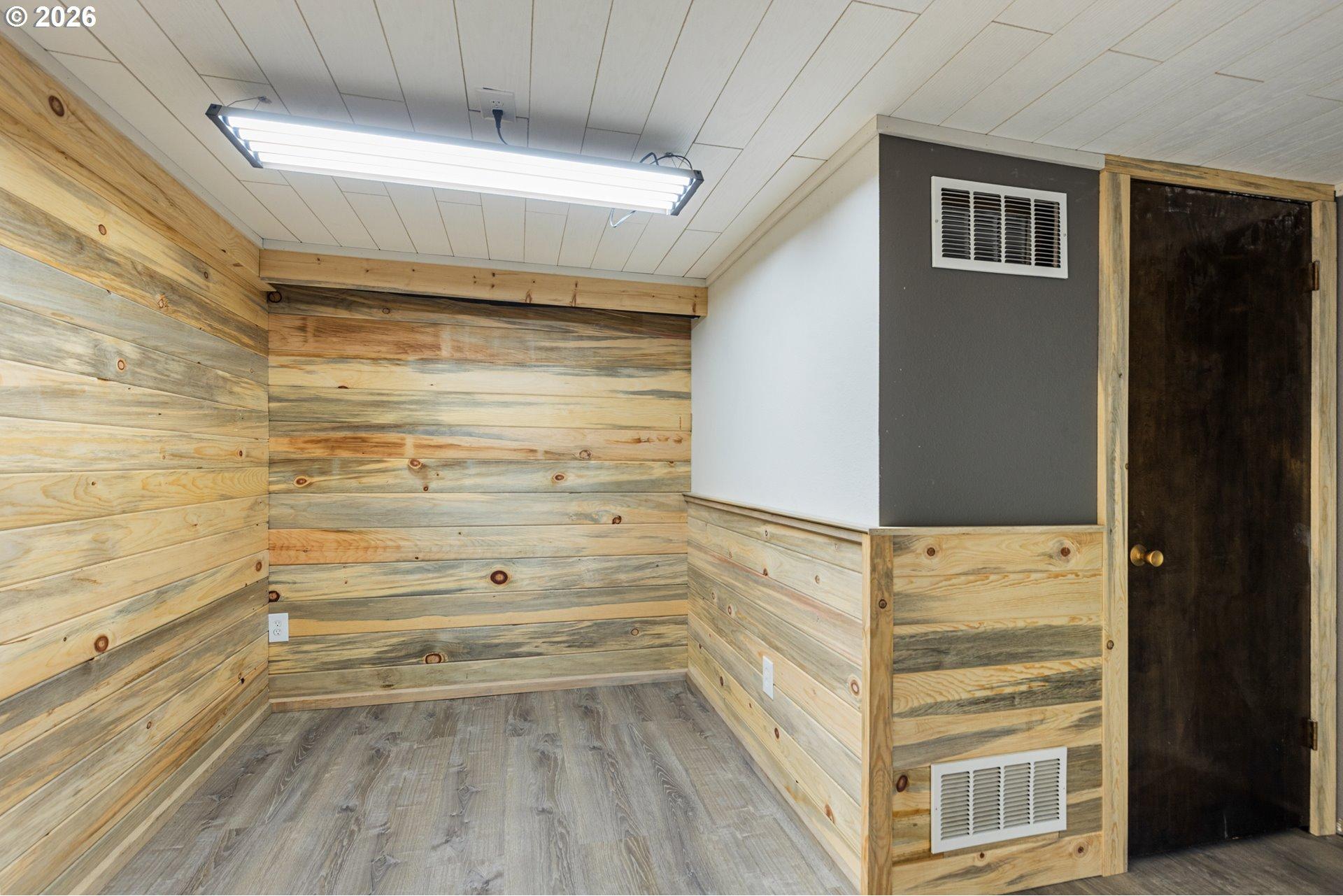 2106 Southwest Nye Avenue Pendleton, OR 97801 - Photo 31 of 48 Gallery Image 31