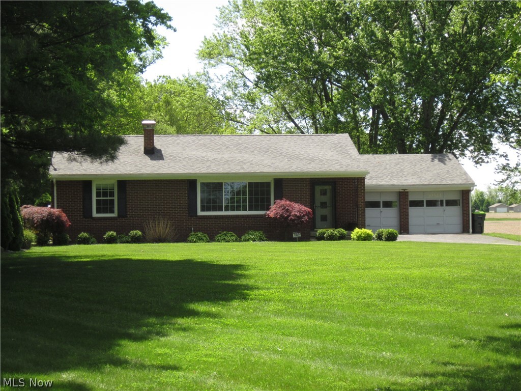 30321 Georgetown Road Salem, OH 44460 - Photo 1 of 38 Beautiful brick ranch