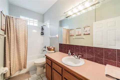 $469,900 | 821 Greenview Drive, Apollo Beach, FL 33572
