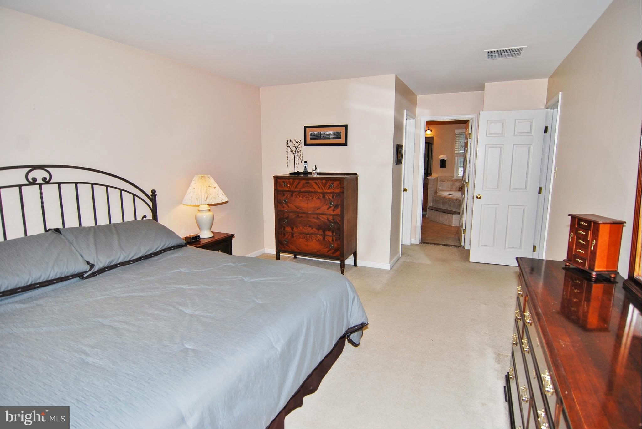 2216 Banner Hill Road Frederick, MD 21702 - Photo 15 of 30 Bedroom (Master)