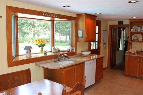 8 Flanders Road Westborough, MA 01581 - Photo 11 of 30 Gallery Image 11
