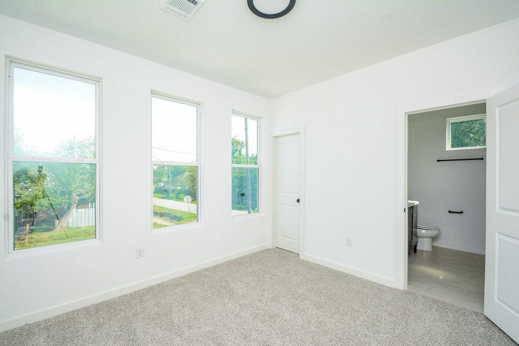4358 Clover Street, Unit A Houston, TX 77051 - Photo 20 of 31