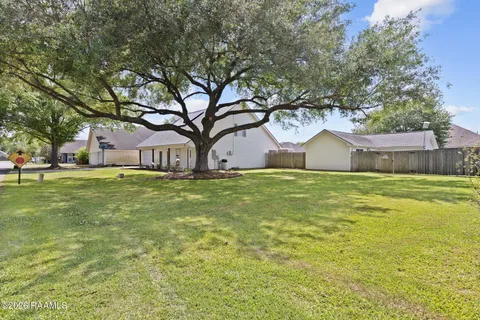 $375,000 | 134 Beacon Drive, Youngsville, LA 70592