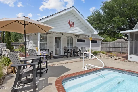 $375,000 | 134 Beacon Drive, Youngsville, LA 70592