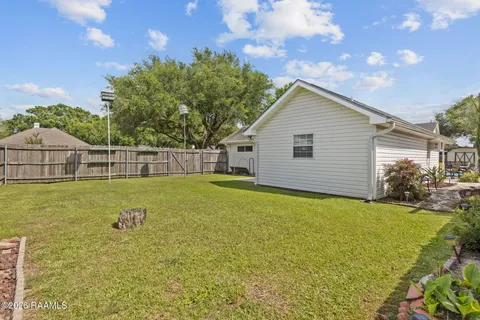 $375,000 | 134 Beacon Drive, Youngsville, LA 70592