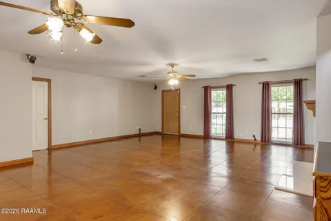 $375,000 | 134 Beacon Drive, Youngsville, LA 70592