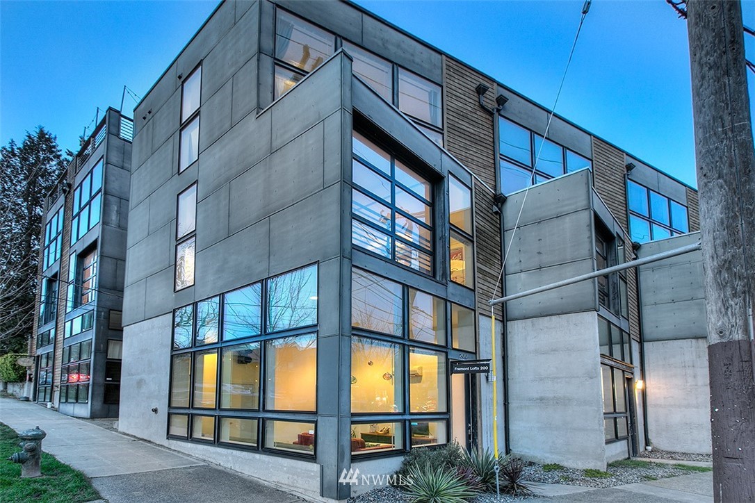 200 North 36th Street Seattle, WA 98103 - Photo 1 of 25 Gallery Image 1