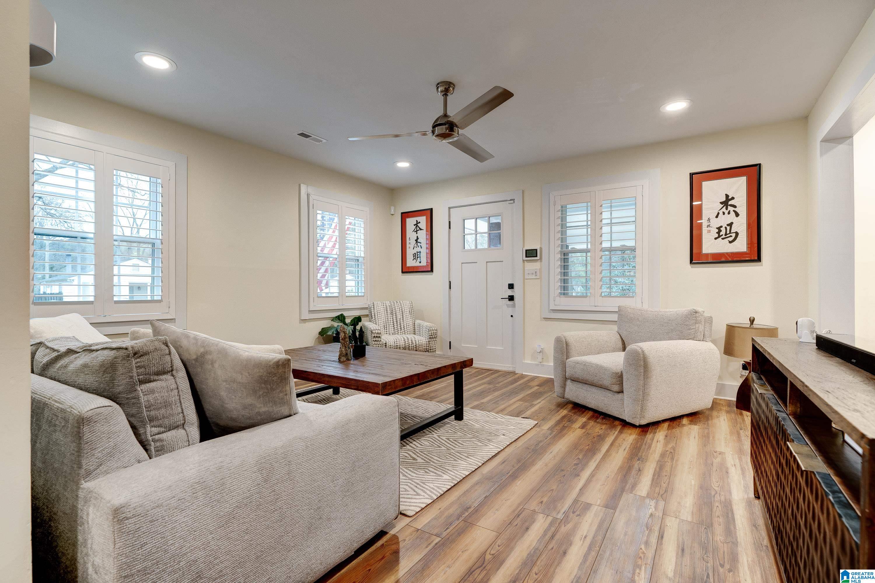 604 Strathmore Road Birmingham, AL 35213 - Photo 3 of 43