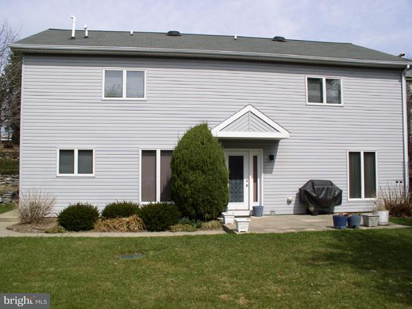1606 Rothsville Road Lititz, PA 17543 - Photo 2 of 14