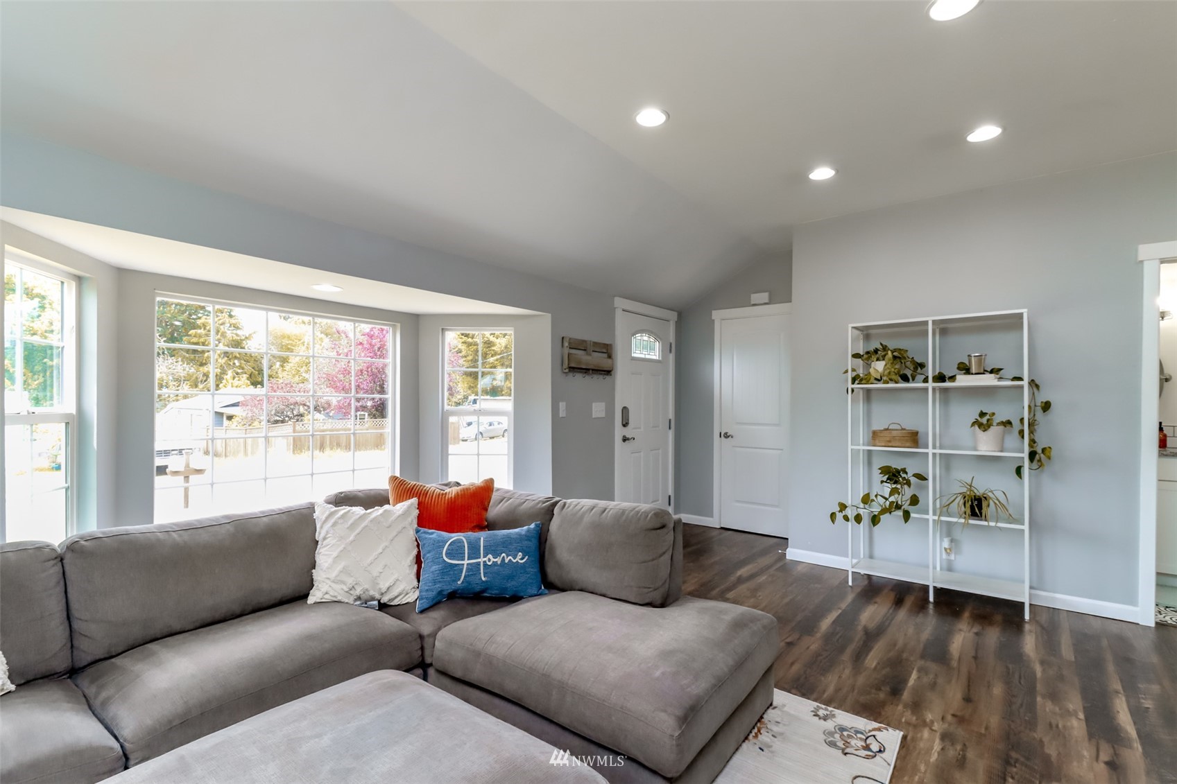 951 Baby Doll Road Southeast Port Orchard, WA 98366 - Photo 5 of 37 Gallery Image 5