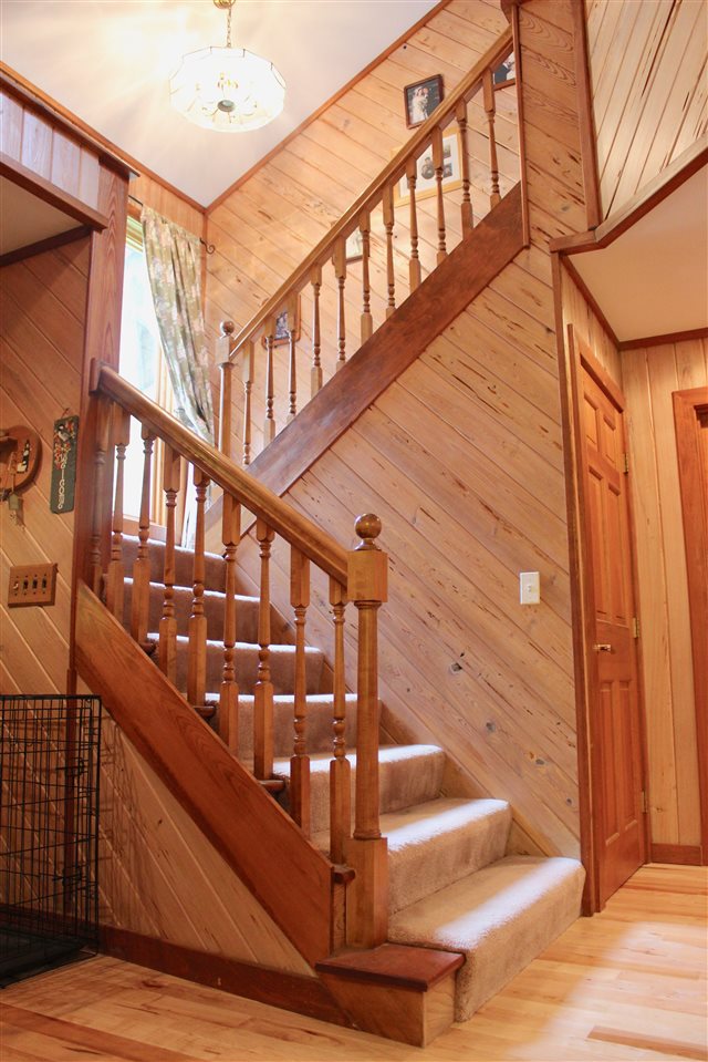 1381 Windham Hill Road Townshend, VT 05359 - Photo 13 of 26