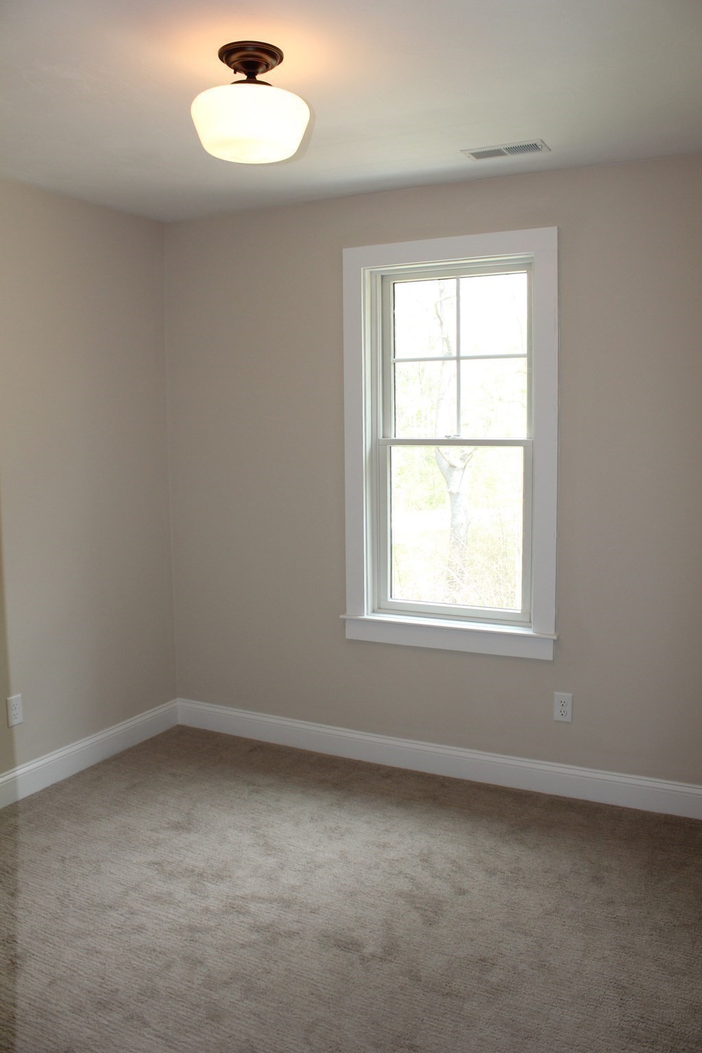 111 Compass Point Drive, Unit 91 Douglas, MA 01516 - Photo 18 of 22 Gallery Image 18
