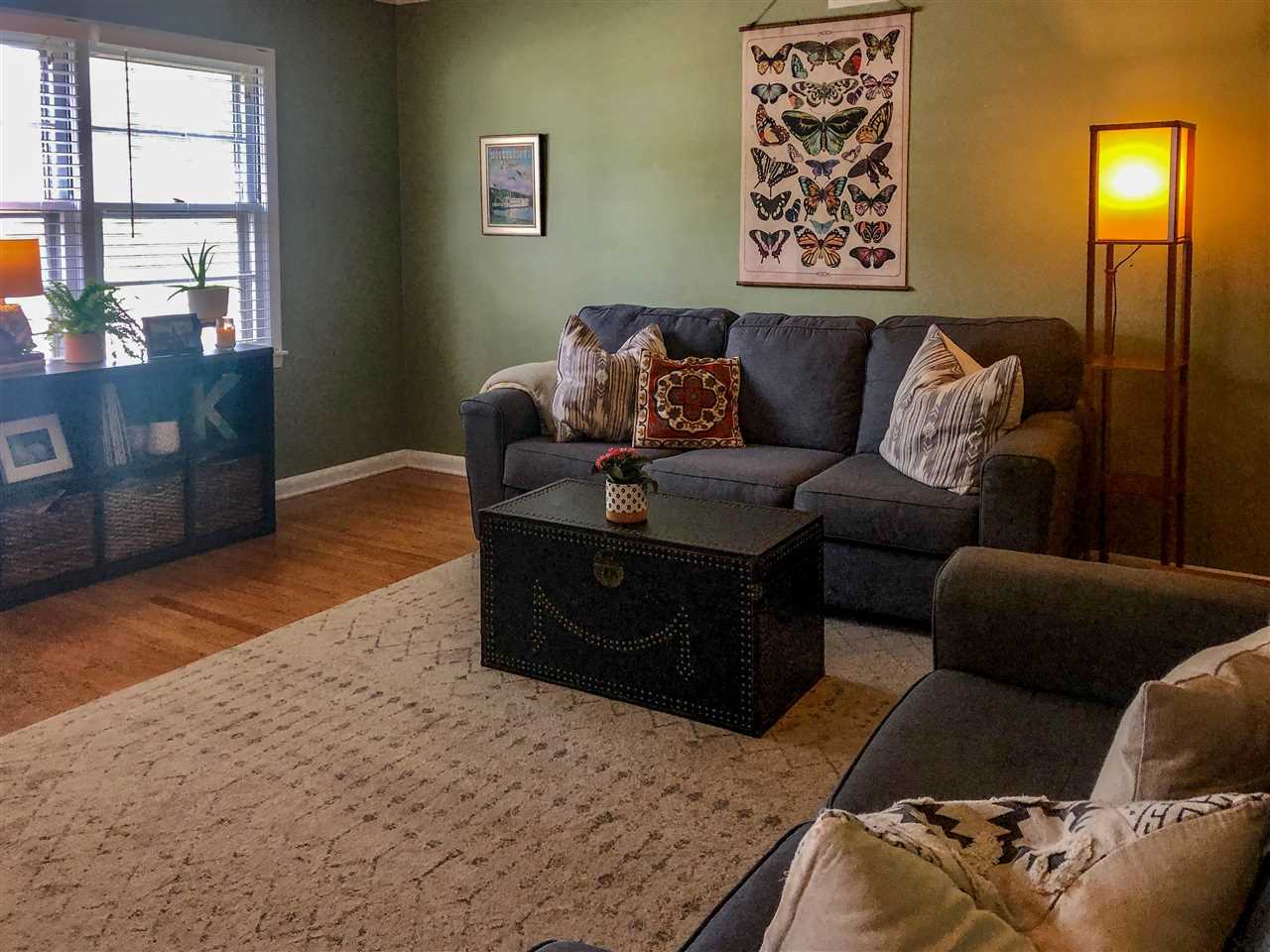 1533 Ivy Road Memphis, TN 38117 - Photo 3 of 20