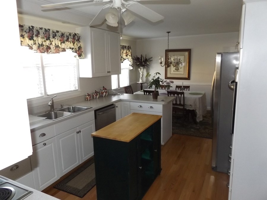 906 Plantation Road Anderson, SC 29621 - Photo 7 of 22