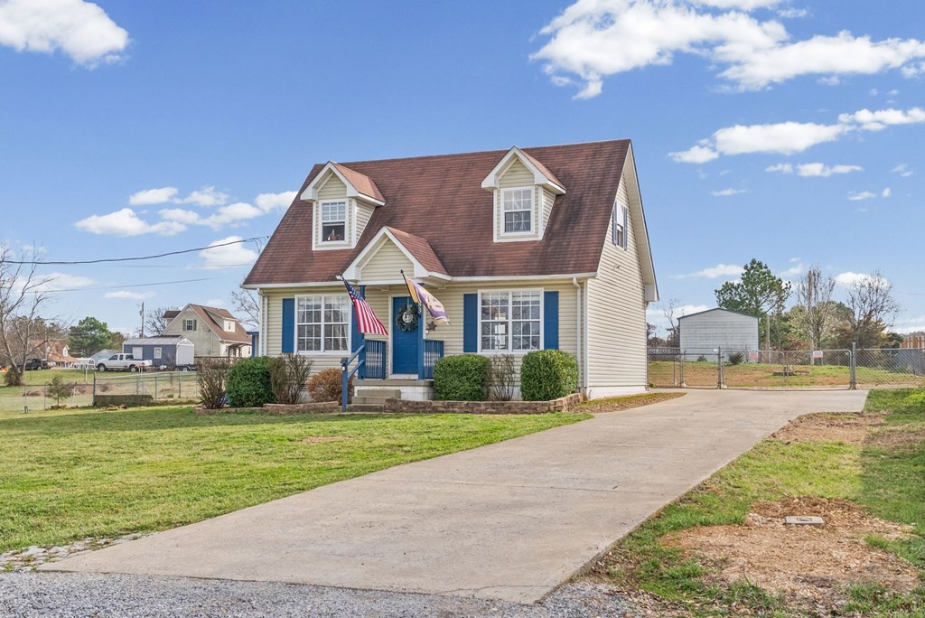 5483 Roaring Springs Road Cadiz, KY 42211 - Photo 4 of 33 Gallery Image 4