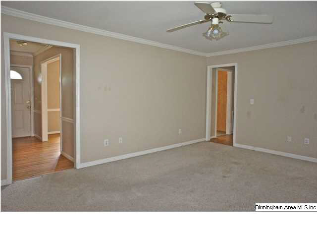 716 Jason Circle Center Point, AL 35215 - Photo 7 of 32