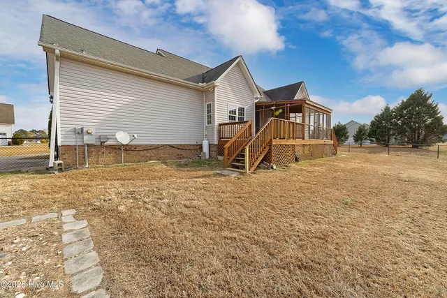 $400,000 | 804 Treyburn Circle, Greenville, NC 27858