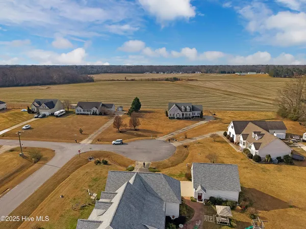 $375,000 | 804 Treyburn Circle, Greenville, NC 27858