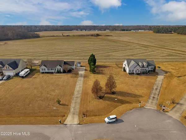 $375,000 | 804 Treyburn Circle, Greenville, NC 27858