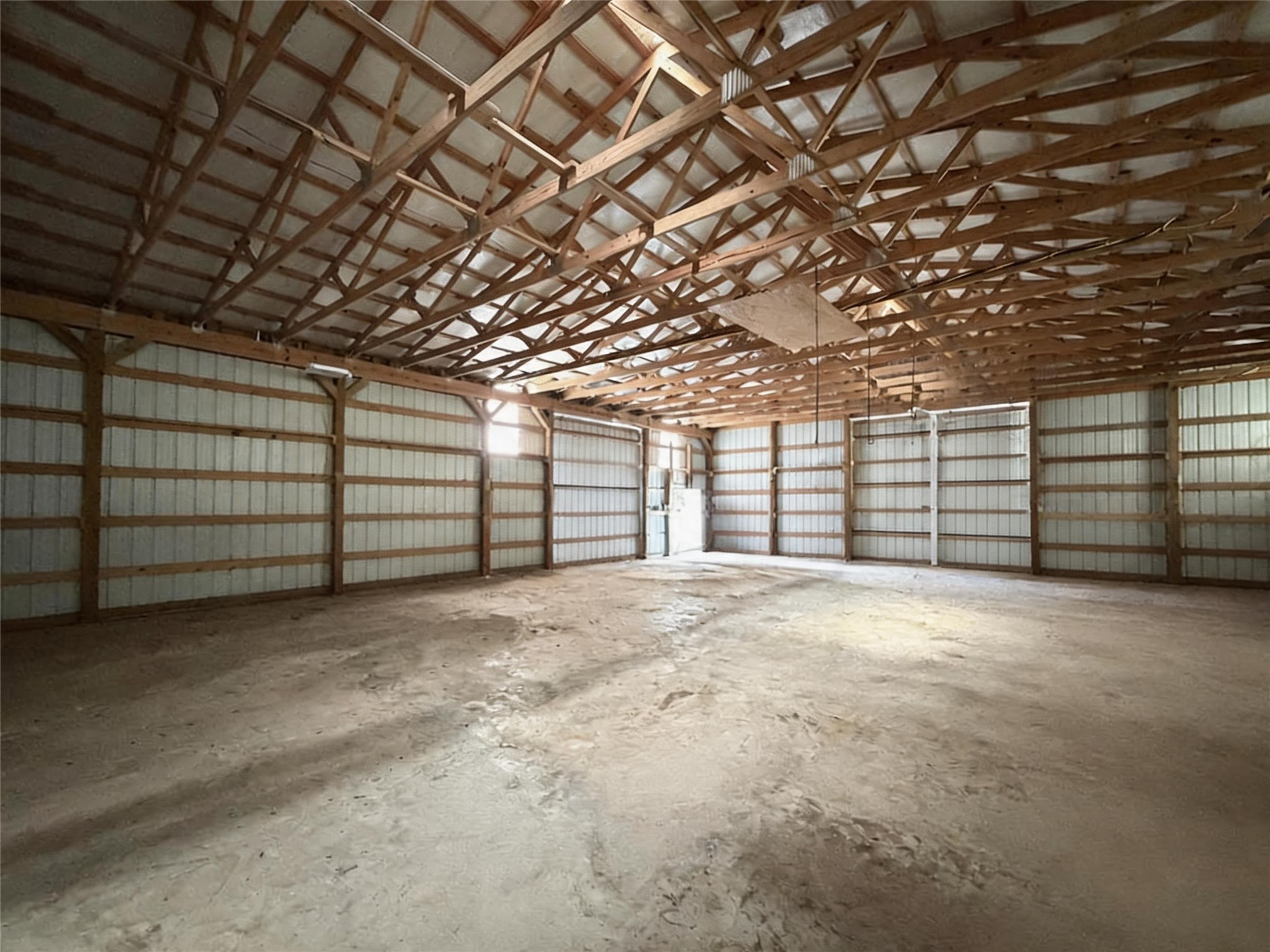4680 County Road 611 Angleton, TX 77515 - Photo 5 of 9 a view of a room with garage