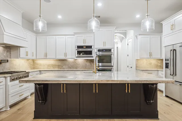 $1,950,000 | 19 Sanctuary Trail, Missouri City, TX 77459