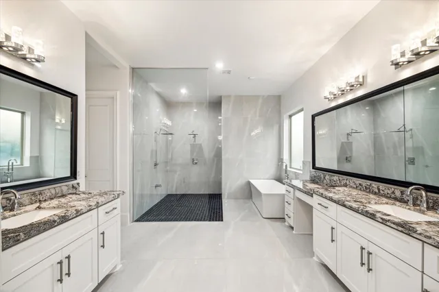 $1,950,000 | 19 Sanctuary Trail, Missouri City, TX 77459