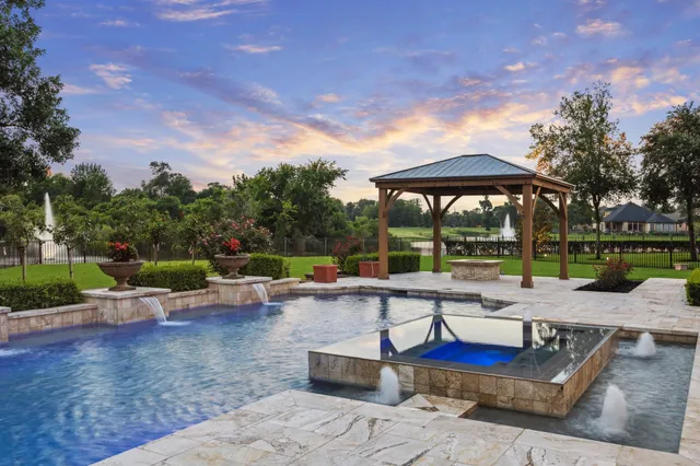 $1,950,000 | 19 Sanctuary Trail, Missouri City, TX 77459