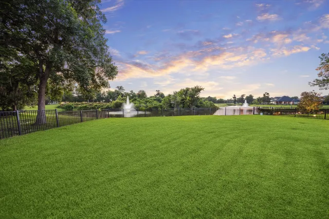$1,950,000 | 19 Sanctuary Trail, Missouri City, TX 77459