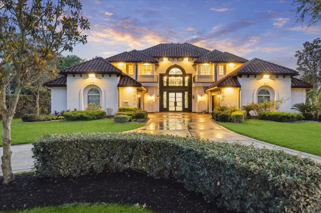 $1,950,000 | 19 Sanctuary Trail, Missouri City, TX 77459