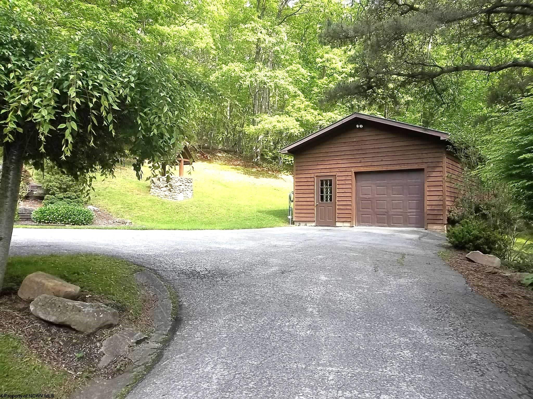 444 Co Rte 21/2 Beverly, WV 26253 - Photo 24 of 36 Gallery Image 24