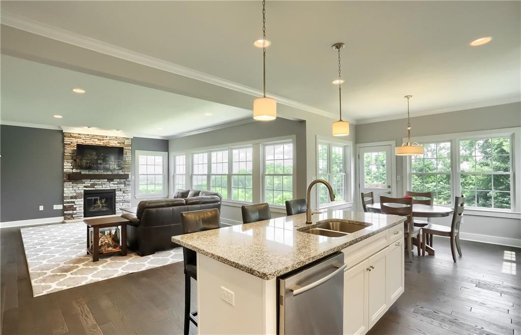 130 Vista Ridge Lane Valencia, PA 16059 - Photo 11 of 25 The center island also features casual seating.