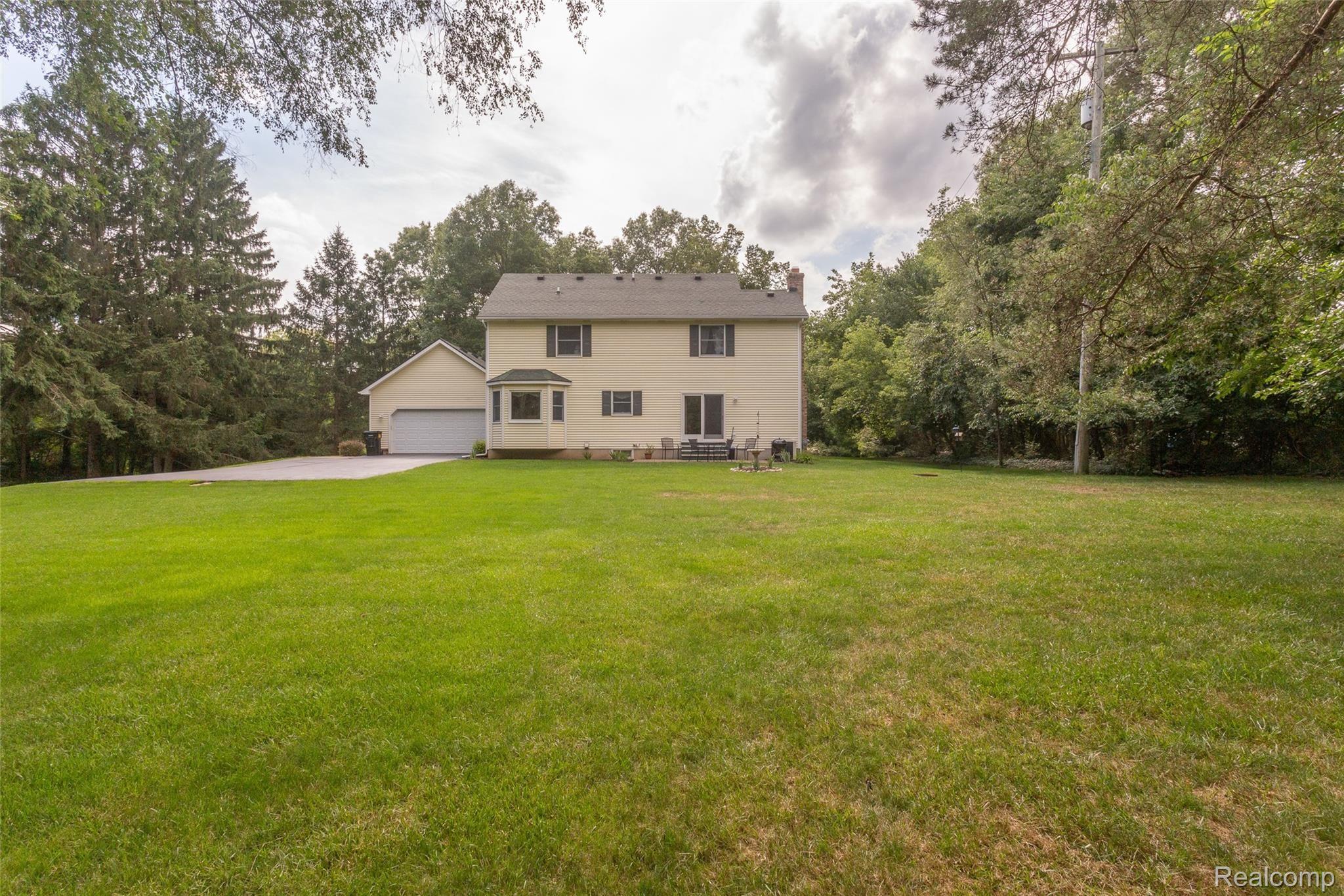 5439 Pleasant Valley Road Brighton, MI 48114 - Photo 49 of 55 Pleasant Valley_5439--Exterior-53.jpg