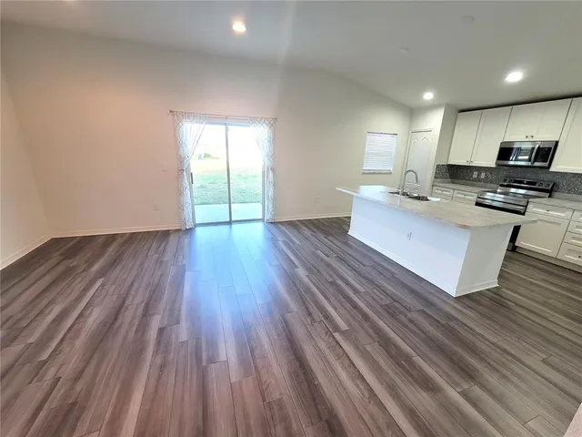 $1,900 | 281 Arbuthnot Street, Winter Haven, FL 33881