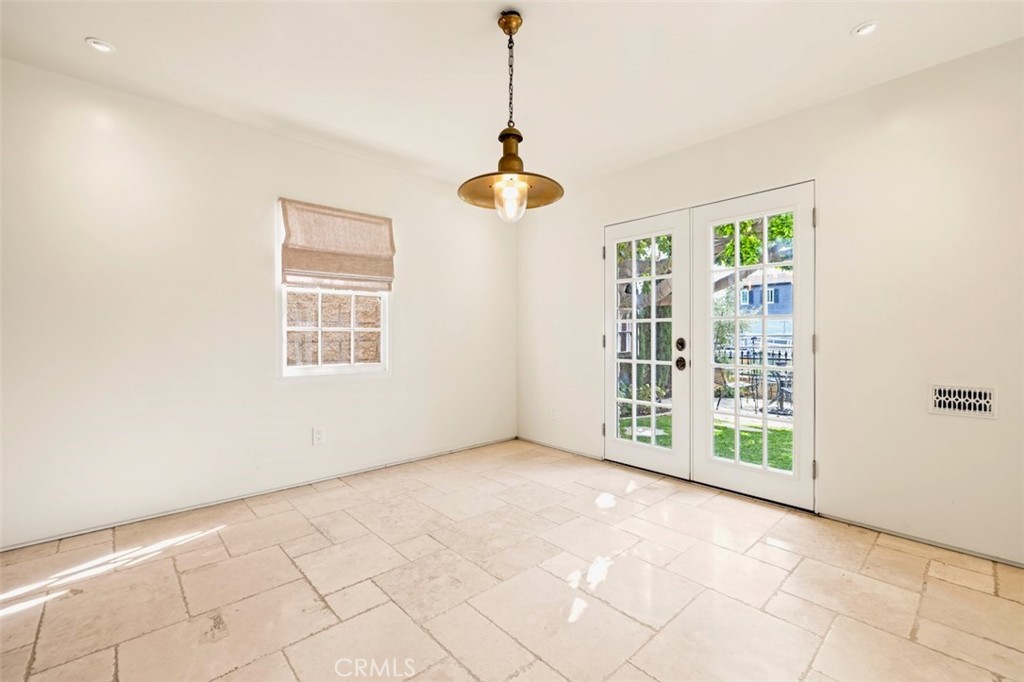 89 Rivo Alto Canal Long Beach, CA 90803 - Photo 15 of 60