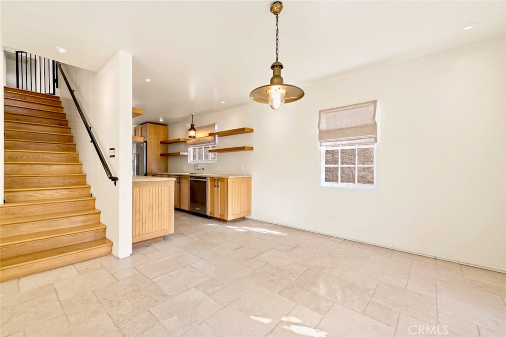 89 Rivo Alto Canal Long Beach, CA 90803 - Photo 16 of 60