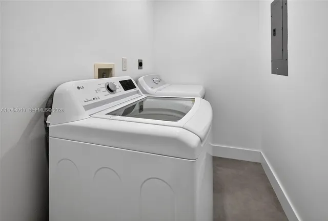 $840,000 | 5711 Southwest 92nd Avenue, Miami, FL 33173